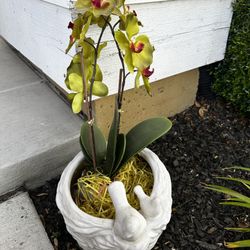 Outdoor Ceramic Bird Planter Pot With Faux Plant 