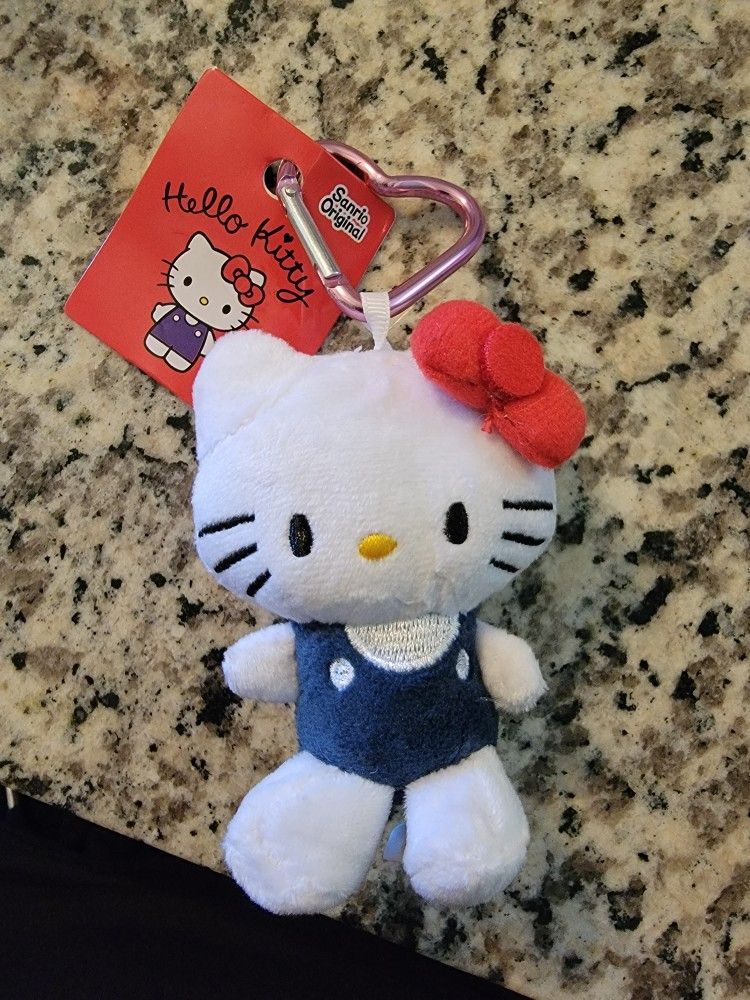 Sanrio Hello Kitty Plushie Keychain Brand New