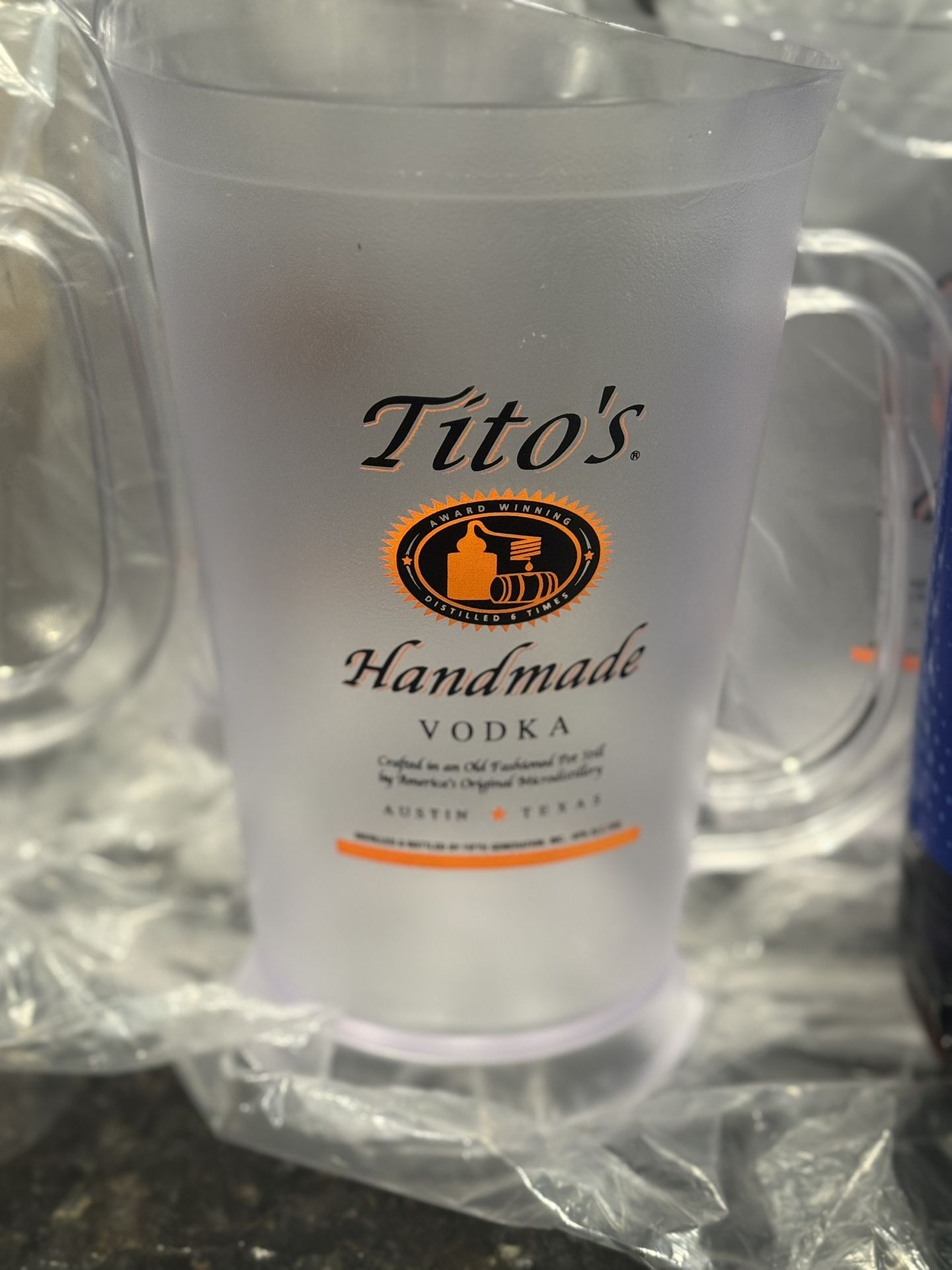 6 Plastic Beverage pitchers