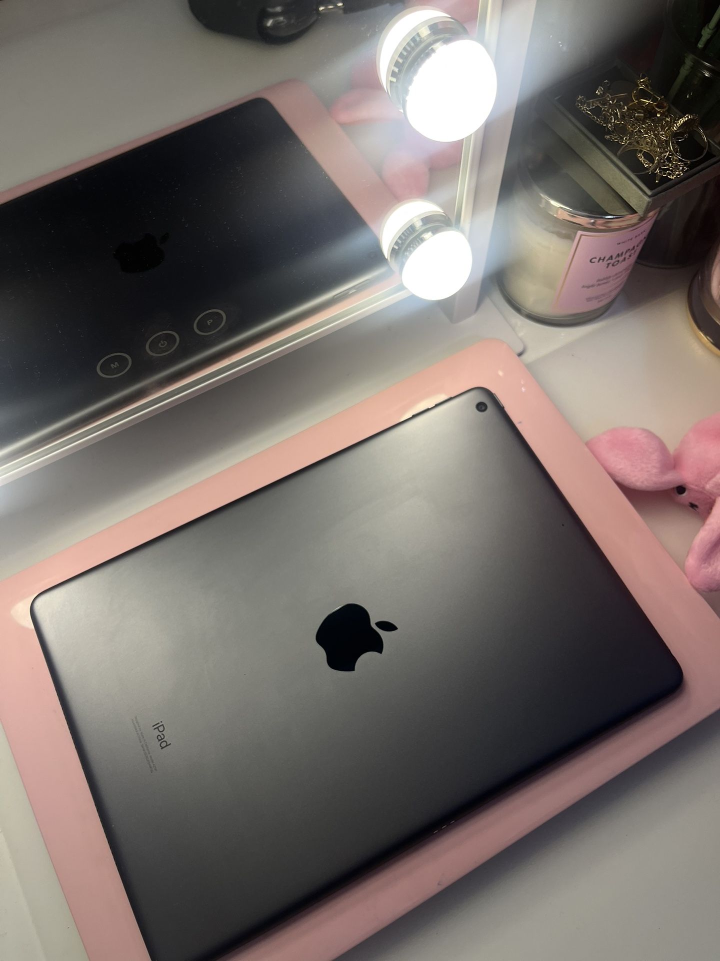 Apple IPad 7th Generation 