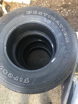 Tire 265/70/r17 Firestone