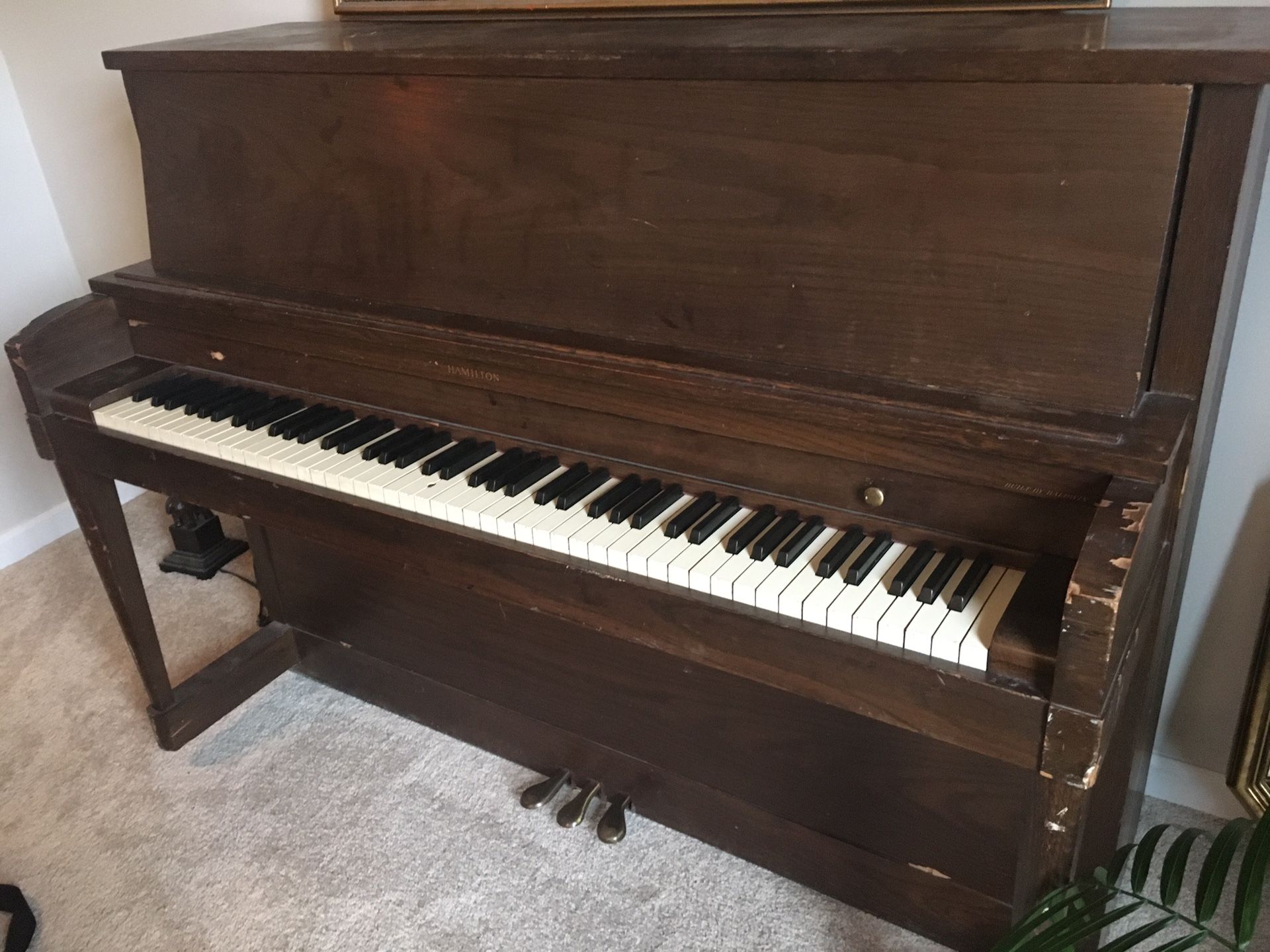 Baldwin Hamilton Upright Piano
