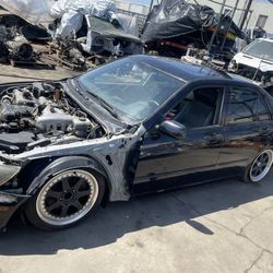 Lexus Is300 Parts Out