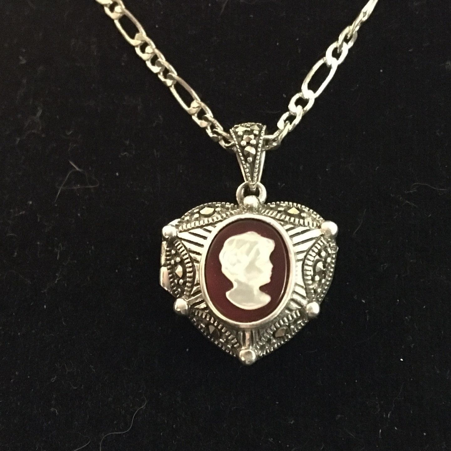 925 Cameo Heart Locket Necklace