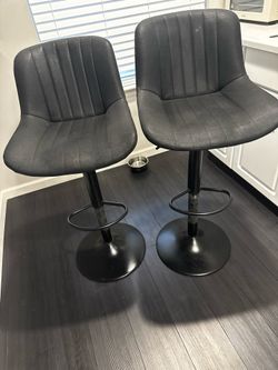 Bar stools (2)