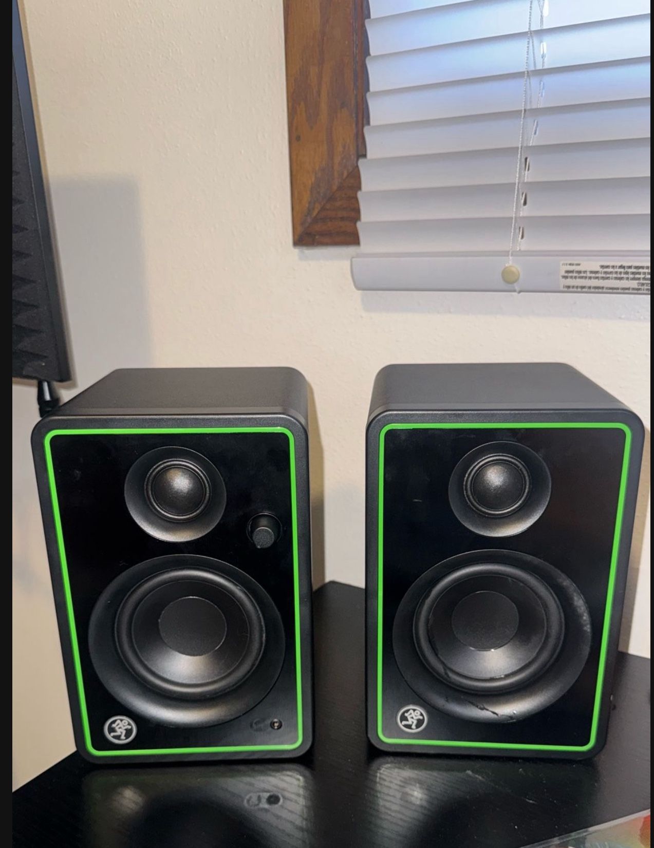  Speakers