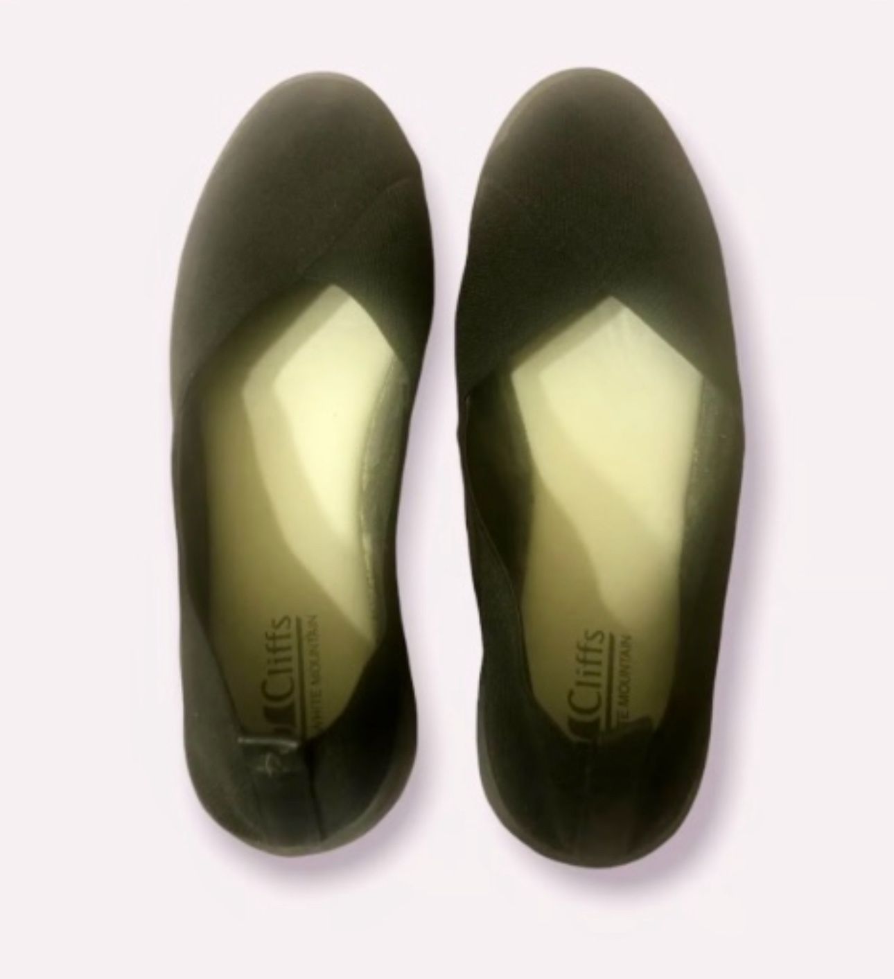 Cliffs shoes by White Mountain flats size 9.5