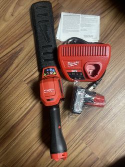 Milwaukee M12 Fuel Cordless Hedge