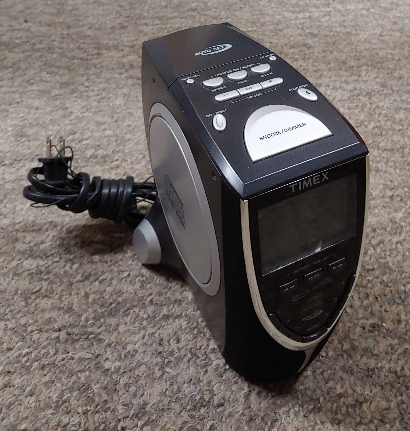 Timex T625B AutoSet TripleAlarm CD Clock Radio with Nature Sounds for Sale in Graham, NC OfferUp