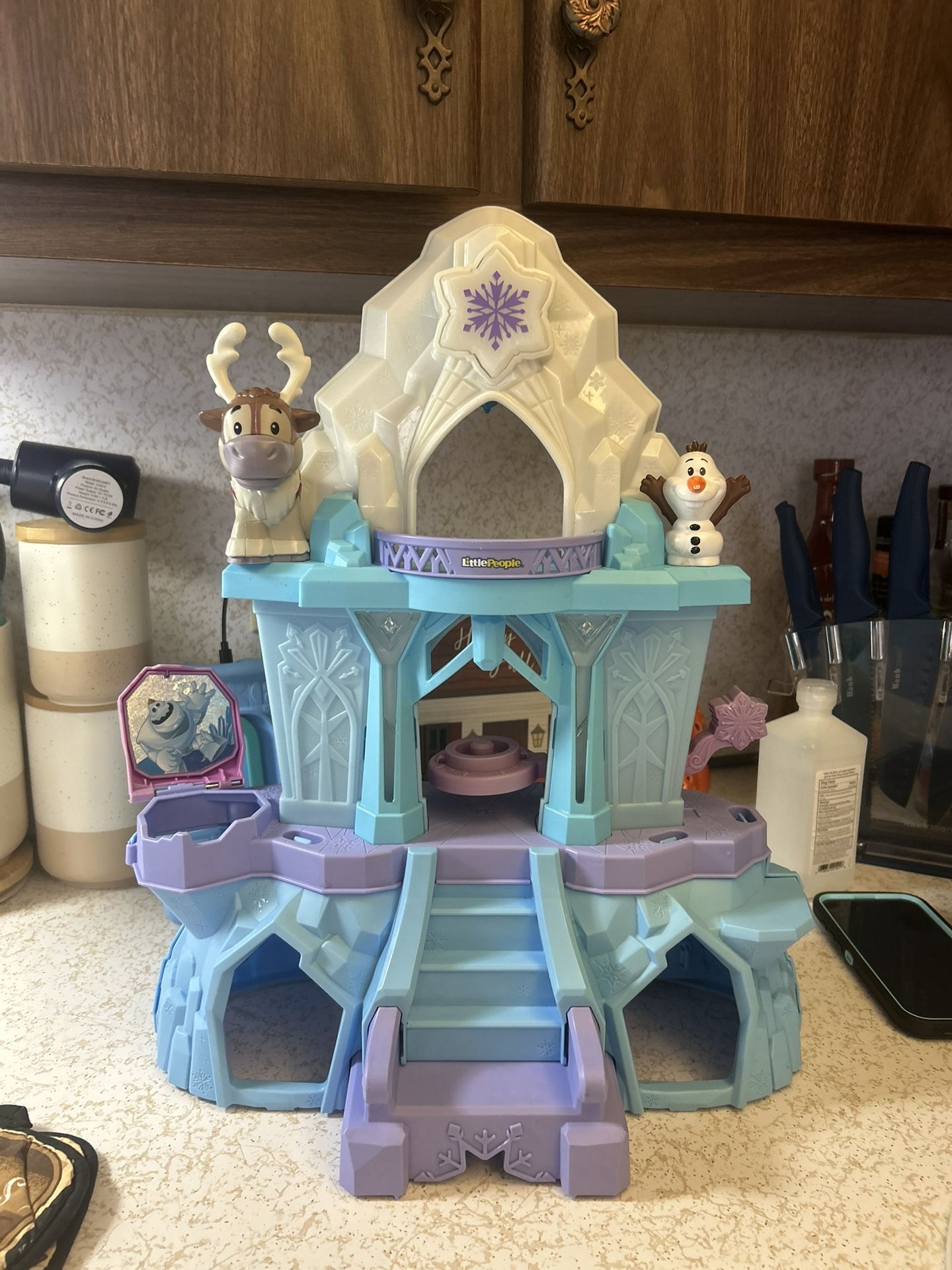 Little People Frozen Castle