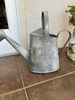 2 Gallon Galvanized Watering Can
