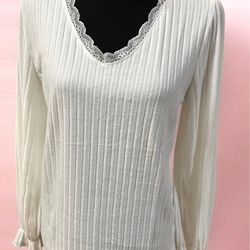 White lace blouse size M