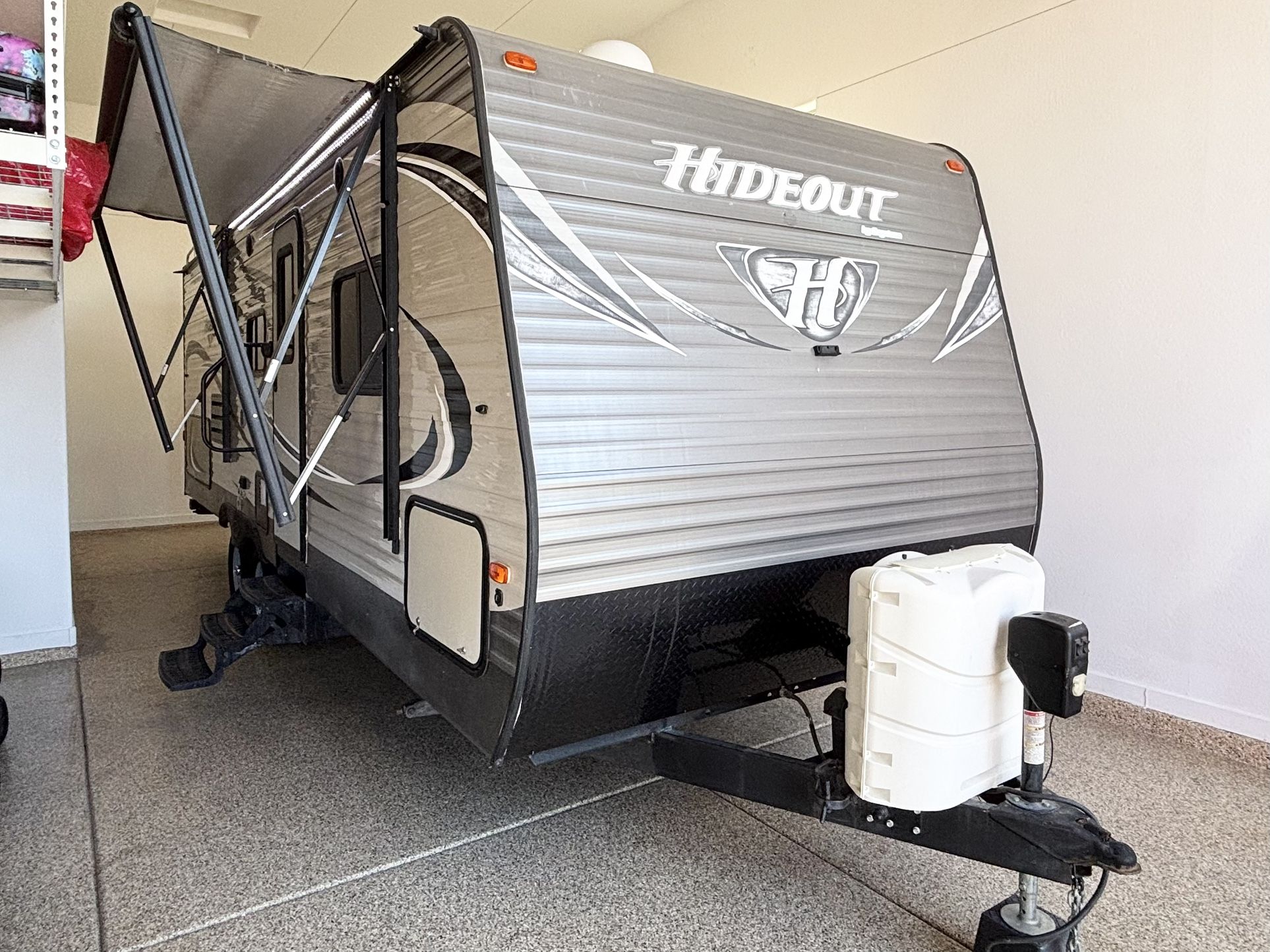 2018 Hideout Buy Keystone like new