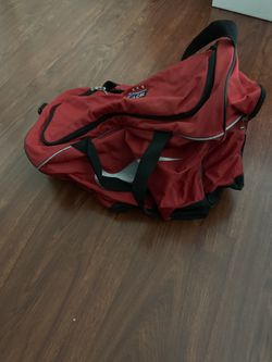 Medium nike duffel red