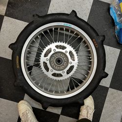 Dirt bike wheel
