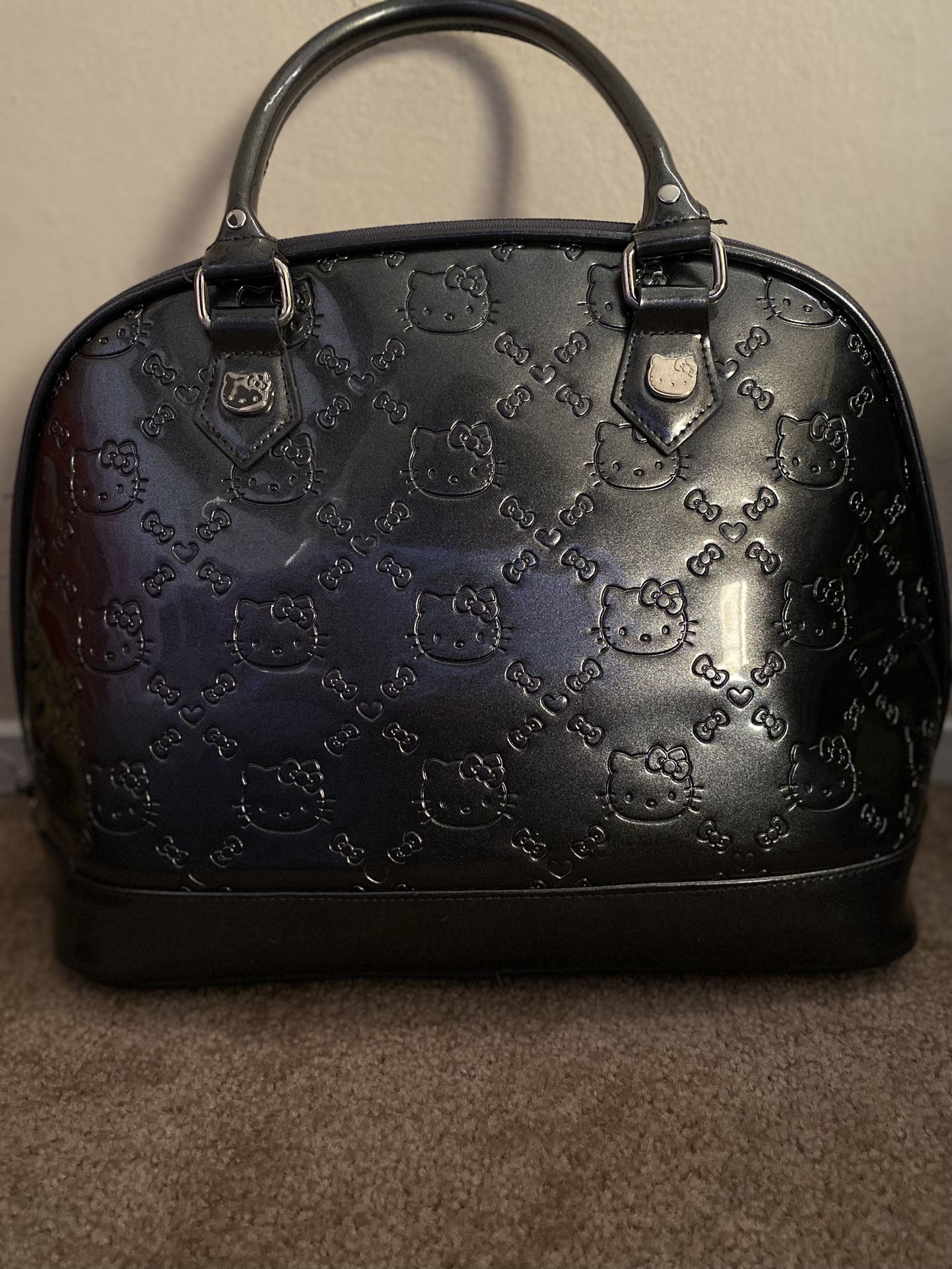 Hello Kitty Original Purse – Black Iridescent
