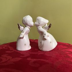 Vintage Schmid Bros Japan Bisque Boy/Girl Kissing Angels Gold Accents Figurine 