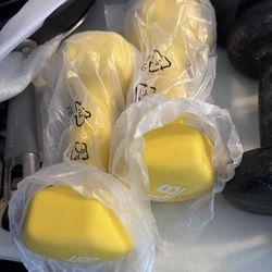 New (2) 8-lb Amazon Basics Neoprene Dumbbell Hand Weights for Exercise and Muscle Toning; Yellow 