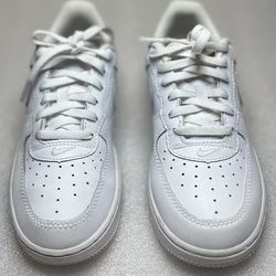 Nike Air Force 1 Triple White Kids Sneakers 1Y