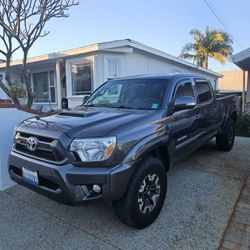 Toyota Tacoma 2015