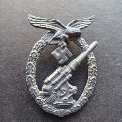 World War II-era German Luftwaffe Anti-Aircraft Flak Battle Badge