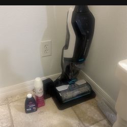 Bissel Vacuum And Mop ALL IN ONE