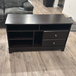 Free TV Stand