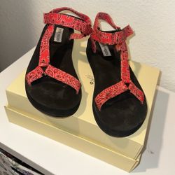 Steve Madden Platform Sandals