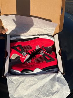 Air Jordan 4 Retro Toro Bravo Sneakers