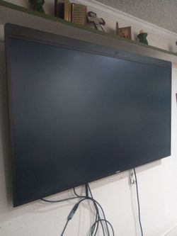 65 inch dten monitor TV