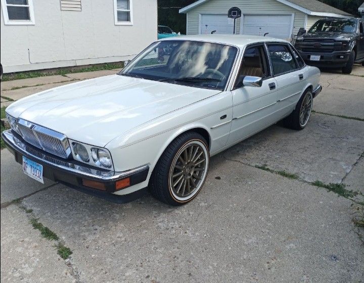 1990 Jaguar XJ6