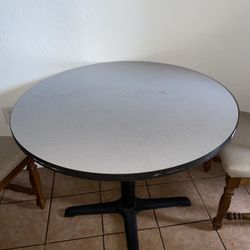 Small Round Kitchen Table 