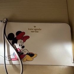 Kate Spade Wristlet.