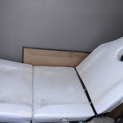 Esthetician Bed