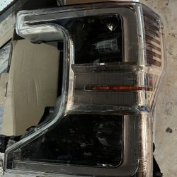 Ford F250 Platinum Left Headlight 2018