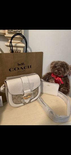 New!!! Coach Crossbody Monogram With Large Emblem And Matching Wristlet