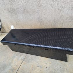 Delta Truck Tool box 