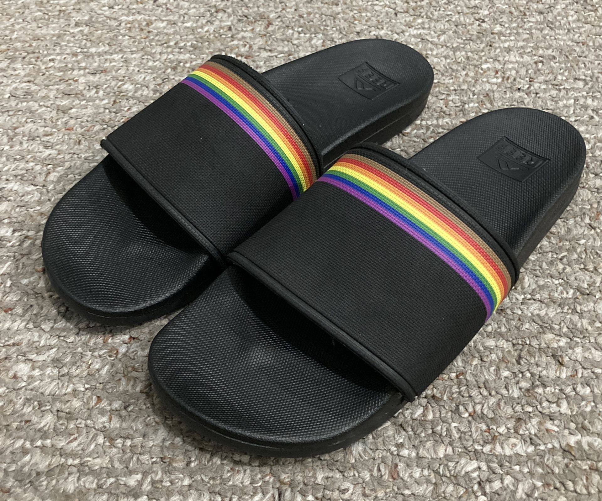 Men’s REEF Cushion Scout Slide PRIDE 🌈 Sandals (NEW)