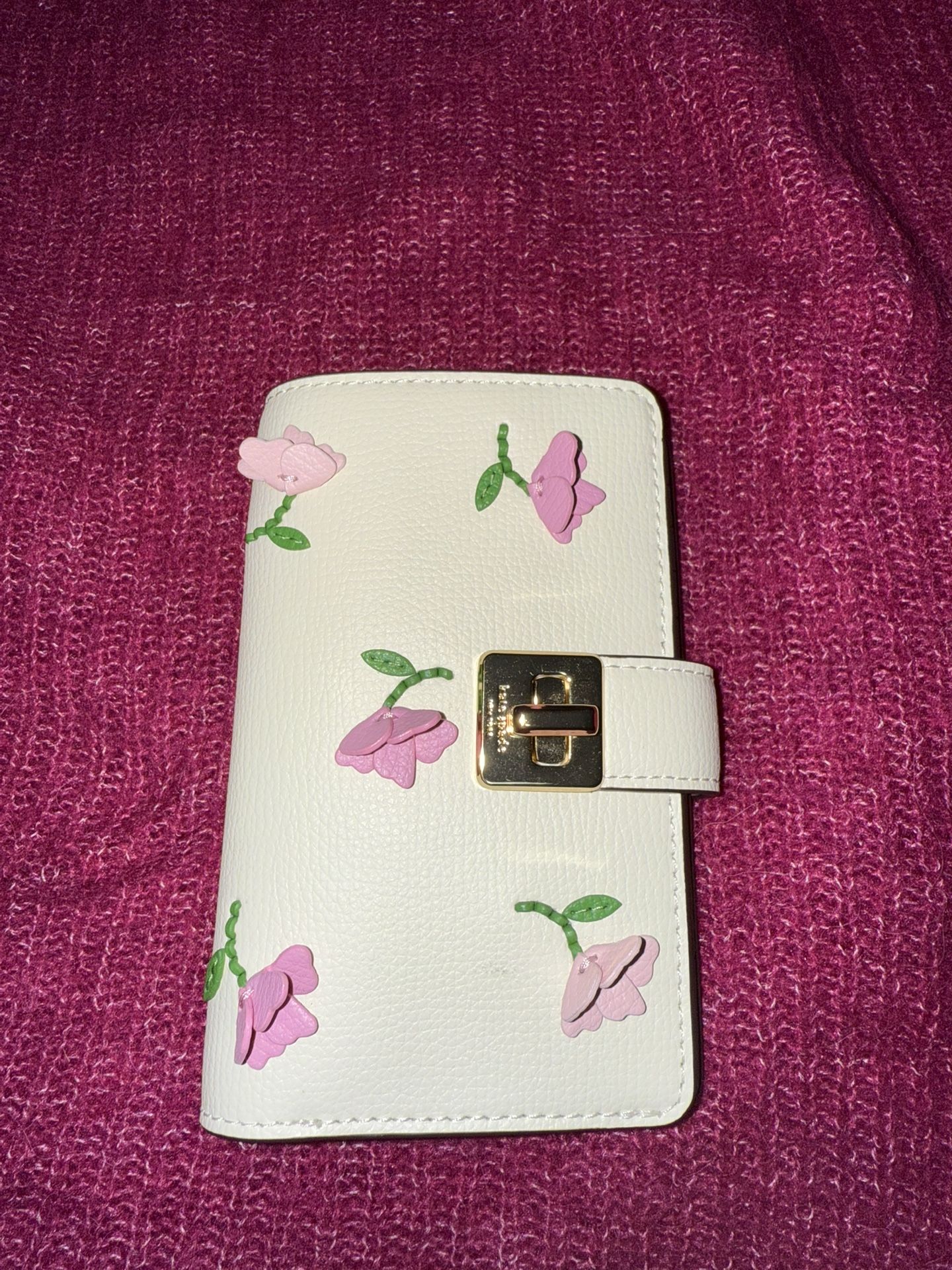 Kate Spade Phoebe Floral Appliqué Medium Wallet