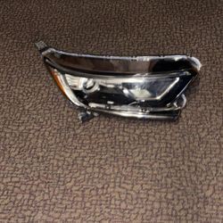 2017-2021 HONDA CR-V HALOGEN WITH LED HEADLIGHT RIGHT PASSENGER SIDE OEM