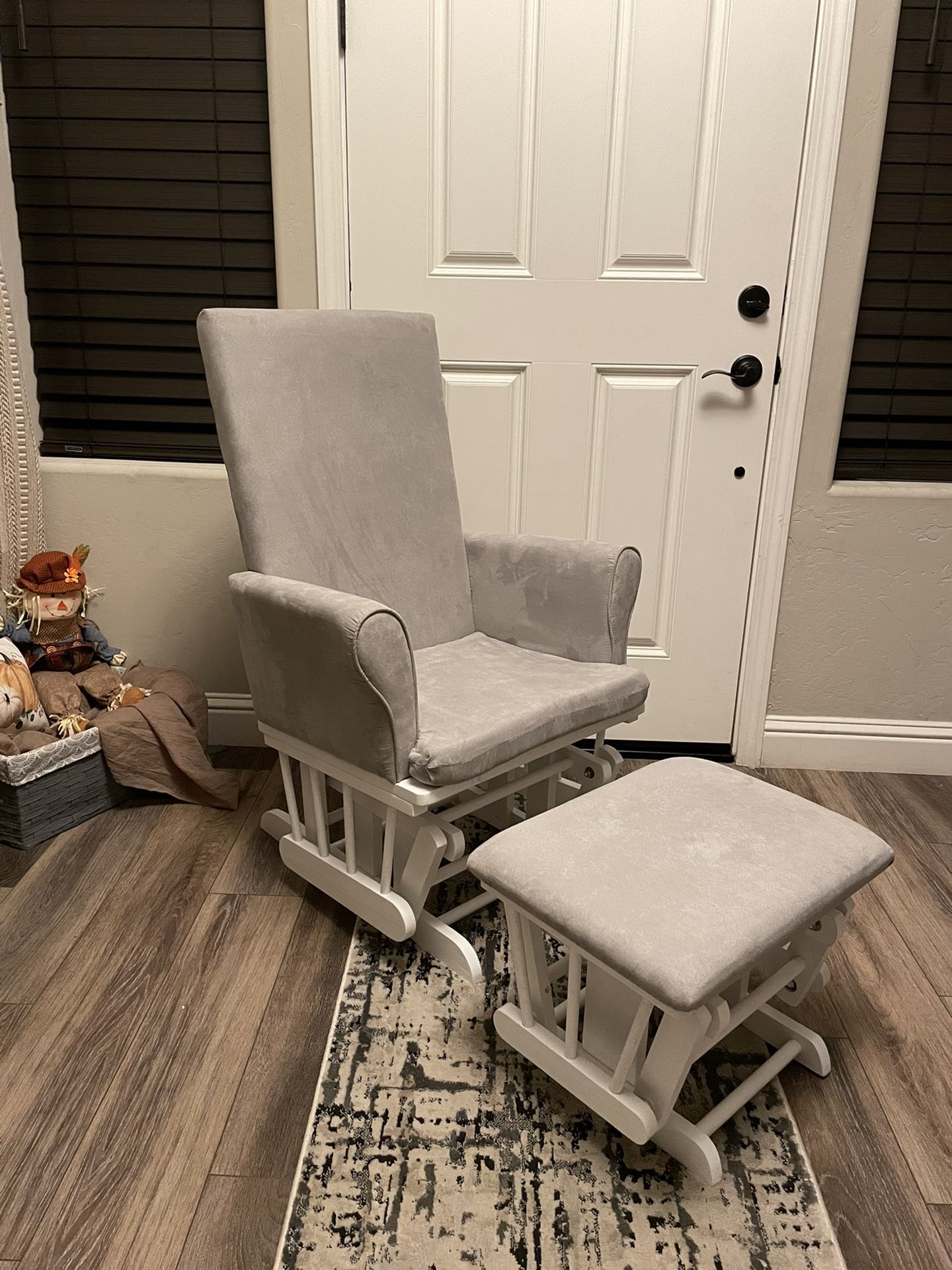 Chair Glider & Ottoman