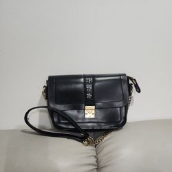 Addo Womens Handbag Pocketbook Purse Black Med With Gold Chain