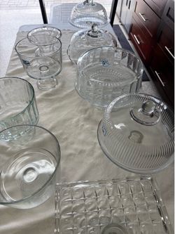 Now Available table full of Glass detailed CAKE PLATES w Dome covers on pedestals, great for events, gift ideas, kitchens, cafes
