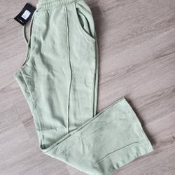 Fashion Nova Flared Sweatpant (NEW)