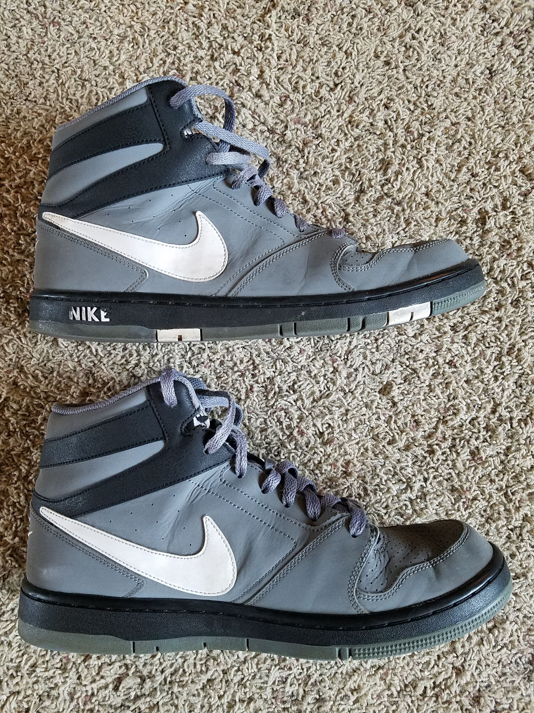 584614-012 IV High Gray Black Basketball Shoes Mens Size 11 for Sale Minneapolis, - OfferUp
