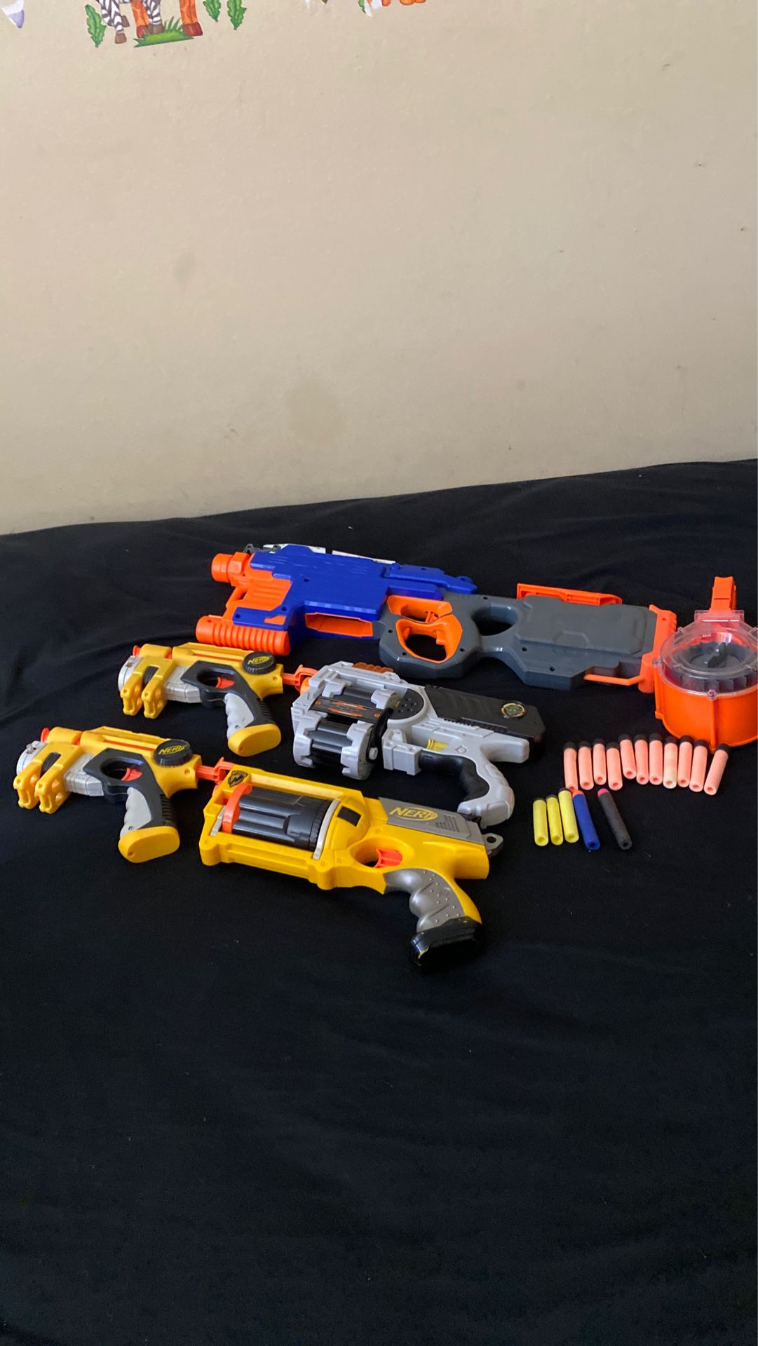 5 nerf guns 16 nerf bullets