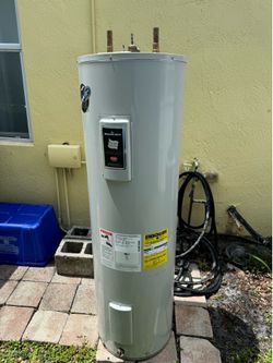 Water Heater, Brandford White 40 Gal