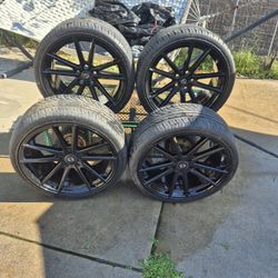 (4) 19" Curva  CFF46 Concept Rims