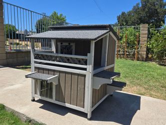 2-Story Weatherproof Wooden Cat House with Balcony