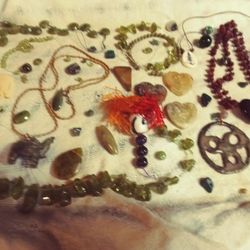 Vintage Jade Jewelry And Assorted Stones Lot